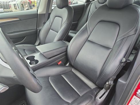 Used 2022 Tesla Model 3 image 15