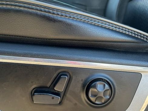 Used 2020 RAM 1500 Laramie image 17