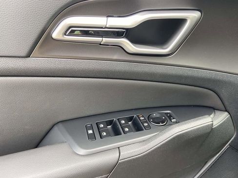 New 2026 Kia Sportage EX FWD image 13