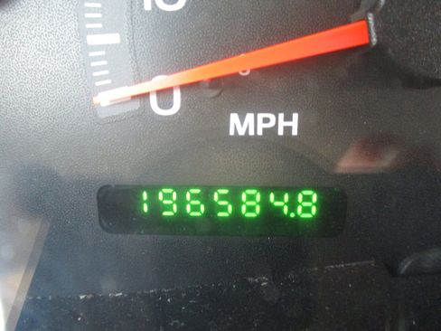 Used 2001 Ford Expedition Eddie Bauer AWD/4WD image 10