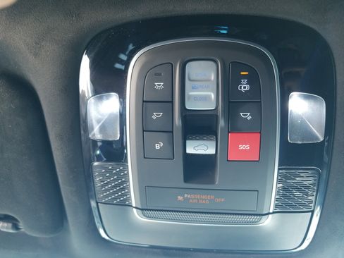 Used 2024 Hyundai Palisade Calligraphy image 21