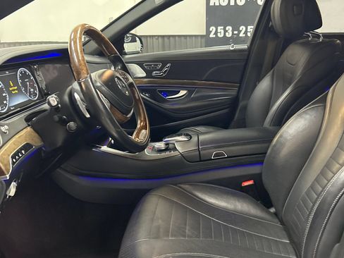 Used 2016 Mercedes-Benz S 550 4MATIC Sedan w/ Premium Package image 8