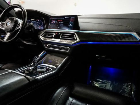 Used 2021 BMW X6 M50i w/ Executive Package image 14