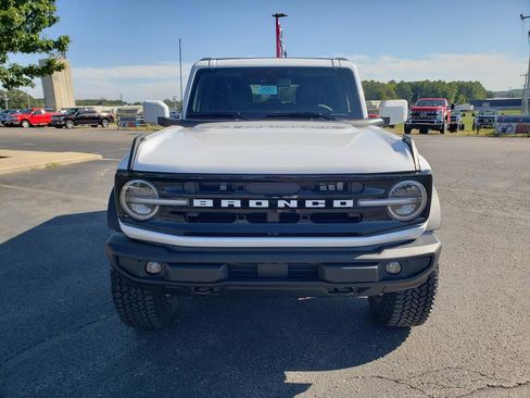 New 2025 Ford Bronco Outer Banks w/ Sasquatch Package image 10