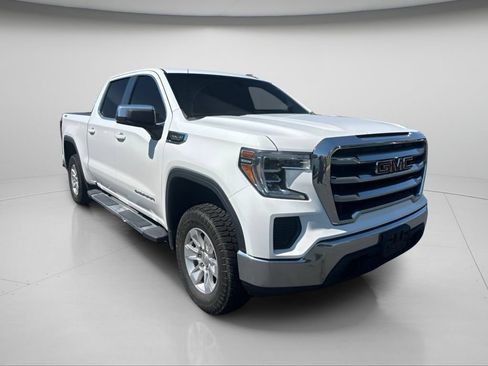 Used 2019 GMC Sierra 1500 SLE w/ SLE Value Package AWD/4WD image 2