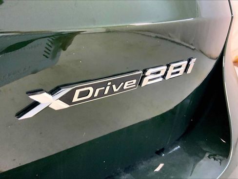 Used 2025 BMW X1 xDrive28i w/ Technology Package AWD/4WD image 15