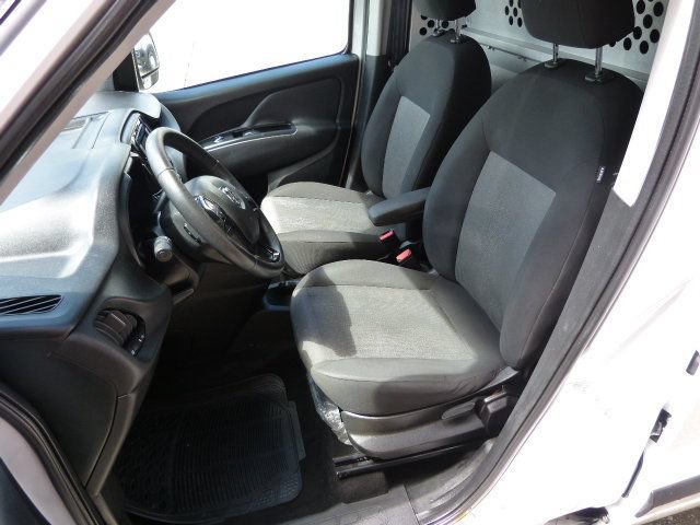 Used 2020 RAM ProMaster City Tradesman SLT FWD image 27