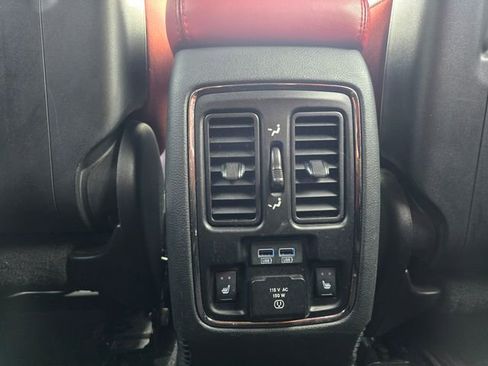 Used 2018 Dodge Durango R/T AWD/4WD image 22