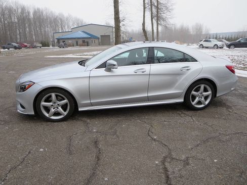 Used 2016 Mercedes-Benz CLS 400 CLS 400 4MATIC AWD 4dr Sedan image 4