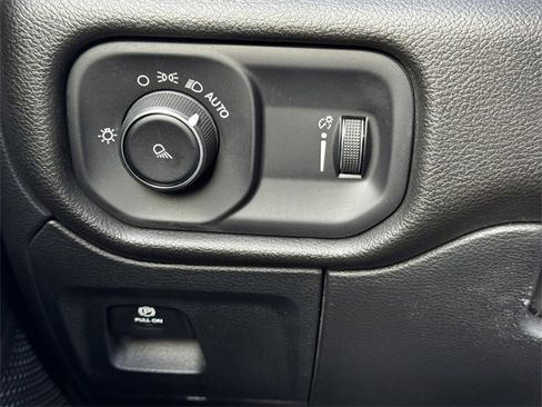 Certified 2023 RAM 1500 Big Horn image 26