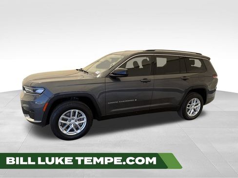 Used 2021 Jeep Grand Cherokee L Laredo w/ Luxury Tech Group I RWD image 1