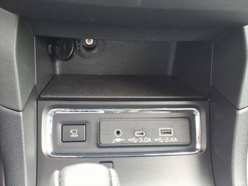 Used 2024 Subaru Ascent Limited w/ Technology Package AWD/4WD image 25