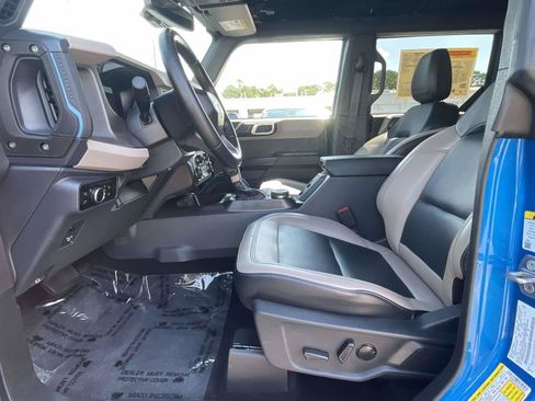 Used 2024 Ford Bronco Wildtrak AWD/4WD image 15