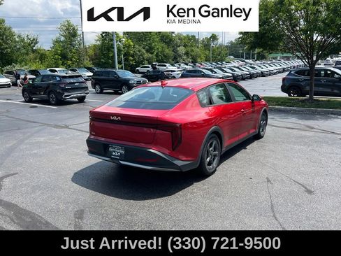 Certified 2025 Kia K4 FWD image 5