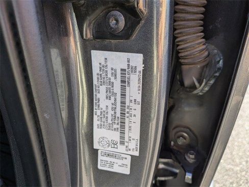 Used 2022 Ford F150 Lariat w/ FX4 Off-Road Package image 31