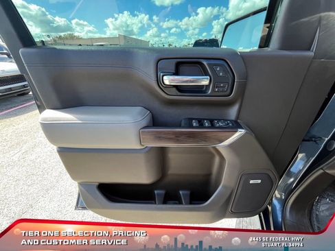 Used 2020 GMC Sierra 1500 SLT w/ SLT Premium Plus Package image 23