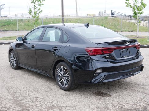 Used 2023 Kia Forte GT-Line w/ GT-Line Premium Package FWD image 3