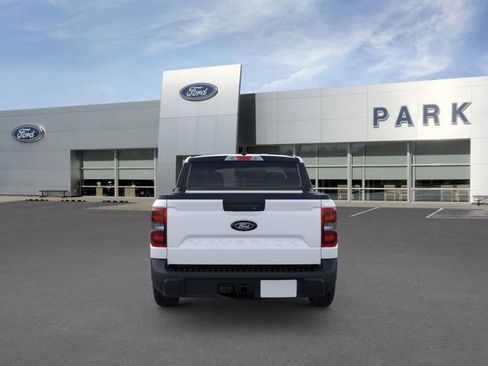 New 2025 Ford Maverick XLT w/ XLT Luxury Package image 5