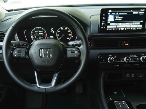Used 2025 Honda Pilot EX-L image 20