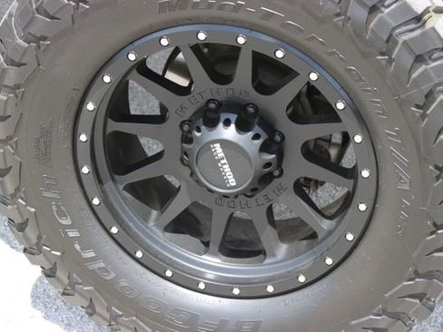 Used 2024 Chevrolet Silverado 2500 LTZ w/ LTZ Plus Package AWD/4WD image 29
