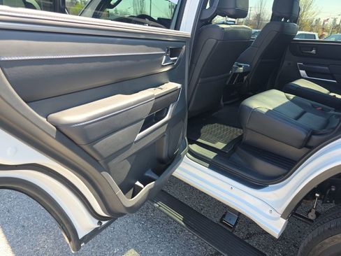 Certified 2025 Toyota Sequoia Platinum AWD/4WD image 12
