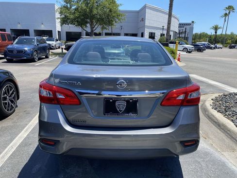 Used 2017 Nissan Sentra S FWD image 12