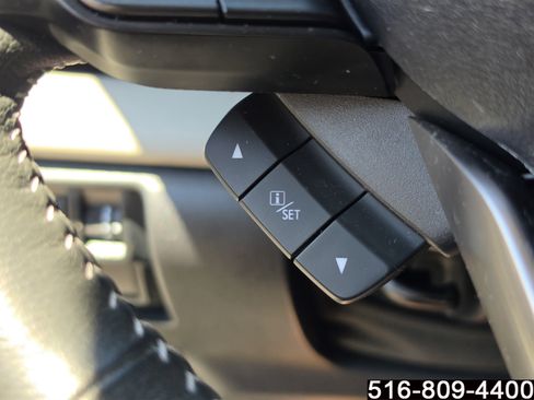 Used 2022 Subaru Forester Limited AWD/4WD image 22