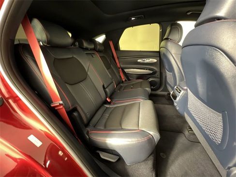 Used 2022 Genesis GV70 2.5T w/ Sport Prestige Package image 27