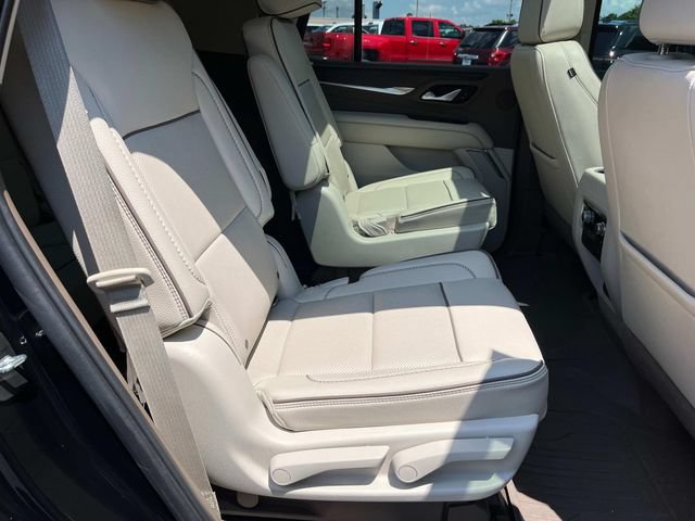 Used 2022 GMC Yukon Denali w/ Max Trailering Package AWD/4WD image 25