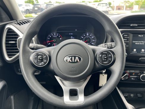 Used 2021 Kia Soul S FWD image 27