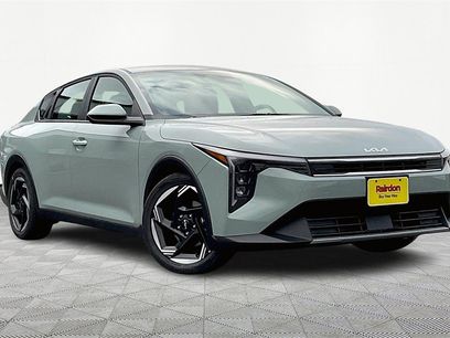 New 2025 Kia K4 EX