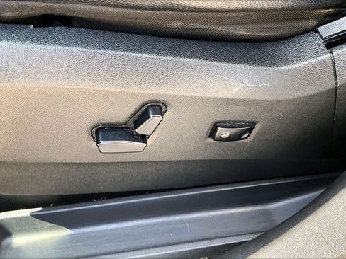 Used 2019 Dodge Grand Caravan GT FWD image 35