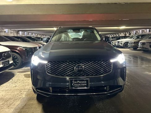 New 2026 Volvo XC90 B6 Core w/ Protection Package Premier image 6