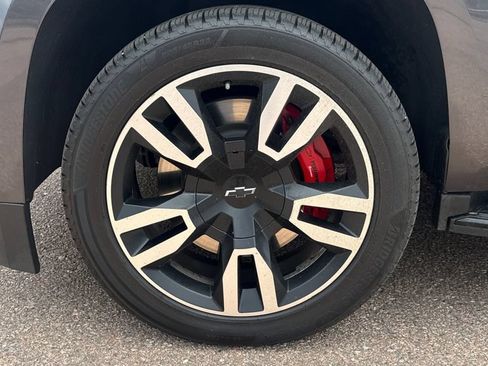 Used 2018 Chevrolet Tahoe Premier AWD/4WD image 16