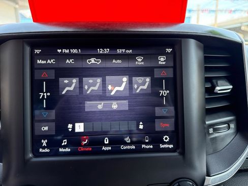 Used 2019 RAM 1500 Big Horn image 17