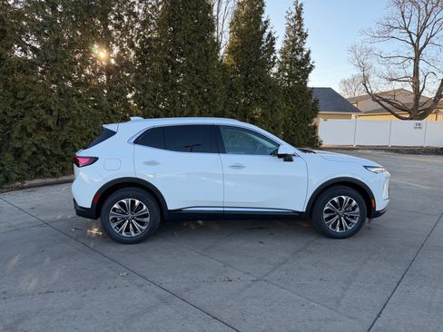 New 2026 Buick Envision Preferred image 30