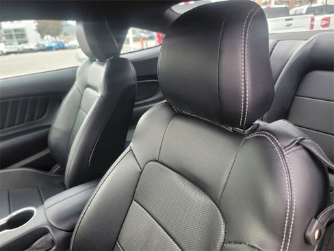 Certified 2022 Ford Mustang Premium image 11