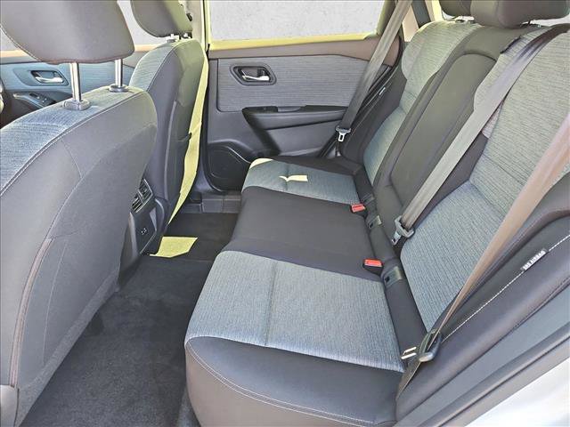 Used 2023 Nissan Rogue SV FWD image 25