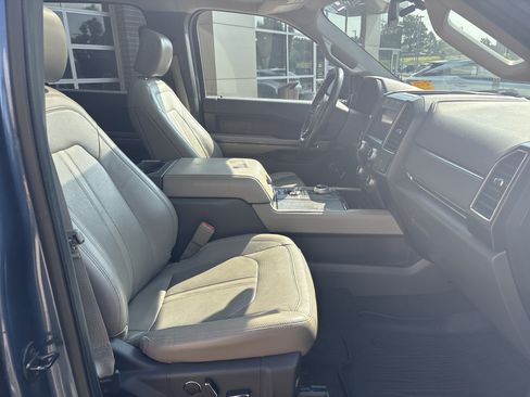 Used 2019 Ford Expedition Limited w/ Equipment Group 302A RWD image 34