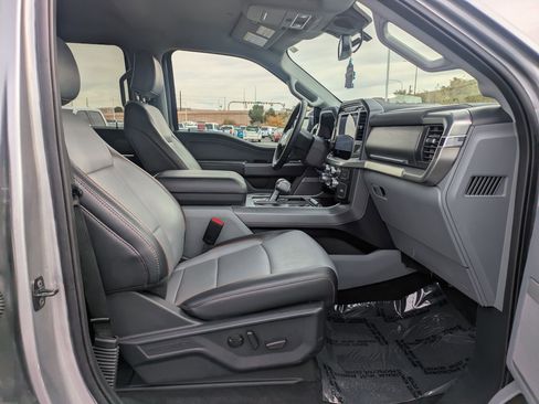 Used 2025 Ford F150 Lariat w/ Equipment Group 501A Mid image 31