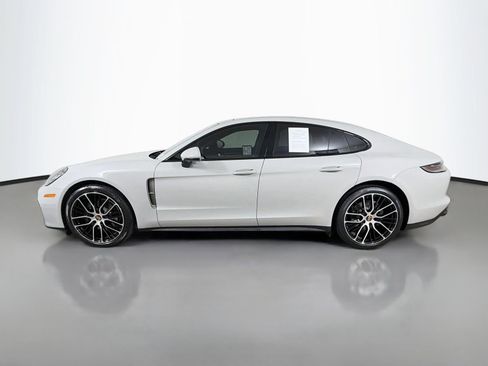 Used 2023 Porsche Panamera Platinum Edition RWD image 2