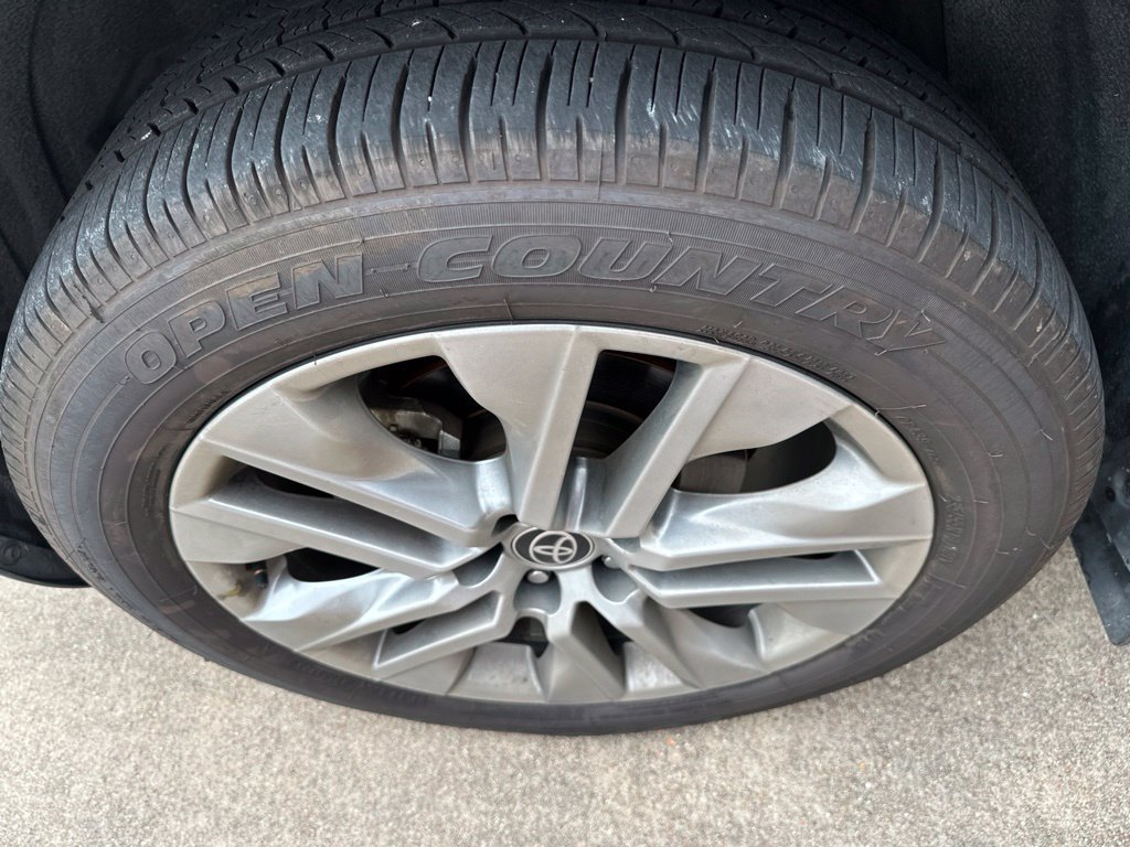 Used 2023 Toyota RAV4 Limited FWD image 24
