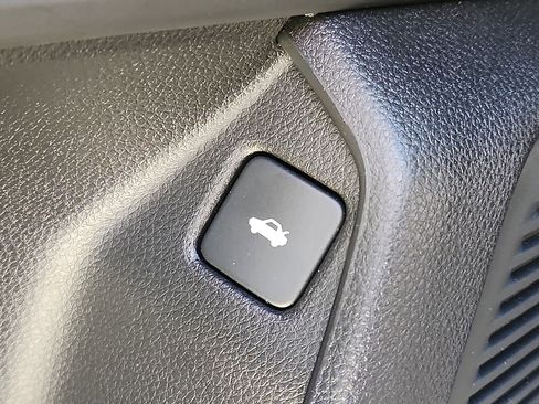 Certified 2025 Acura TLX w/ Technology Package image 26