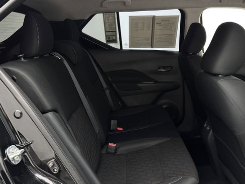 Used 2023 Nissan Kicks SV FWD image 30