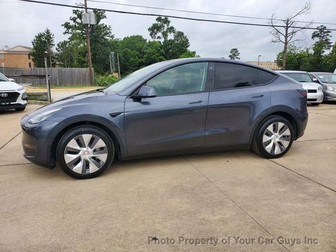 Used 2023 Tesla Model Y Long Range AWD/4WD image 17