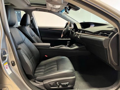 Used 2016 Lexus ES 350 FWD image 23