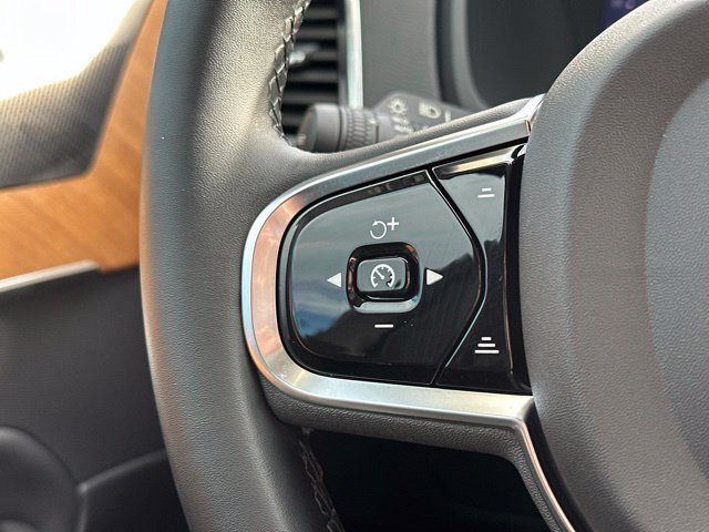Certified 2024 Volvo XC90 T8 Plus w/ Protection Package Premier AWD/4WD image 27