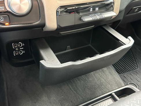 Used 2022 RAM 1500 Laramie image 30