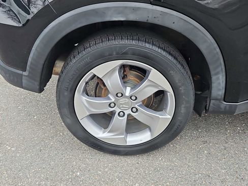 Used 2017 Honda HR-V EX image 9