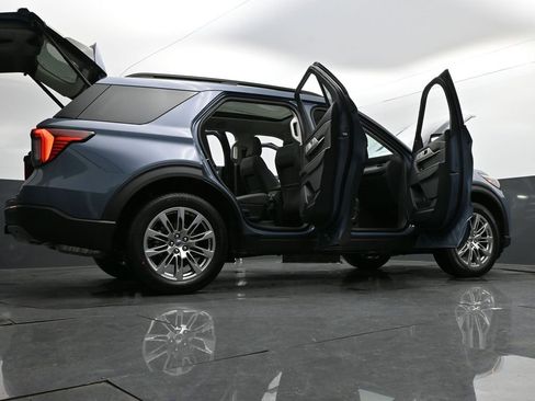 New 2026 Ford Explorer Active image 40